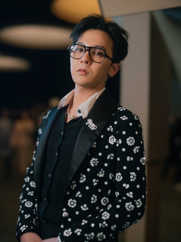 YG khủng hoảng: G-Dragon rời công ty, BLACKPINK chuẩn bị đổi-đời, nhóm nữ mới ra mắt sắp tới!