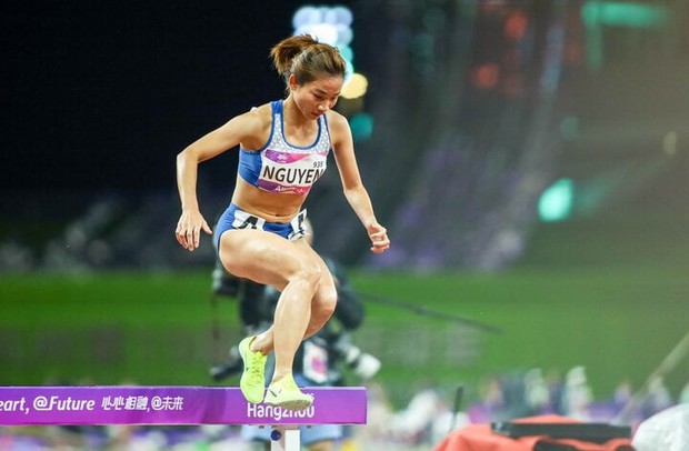 Nguyễn Thị Oanh vượt kỉ lục 40 giây, nhưng không thể có huy chương tại ASIAD 19