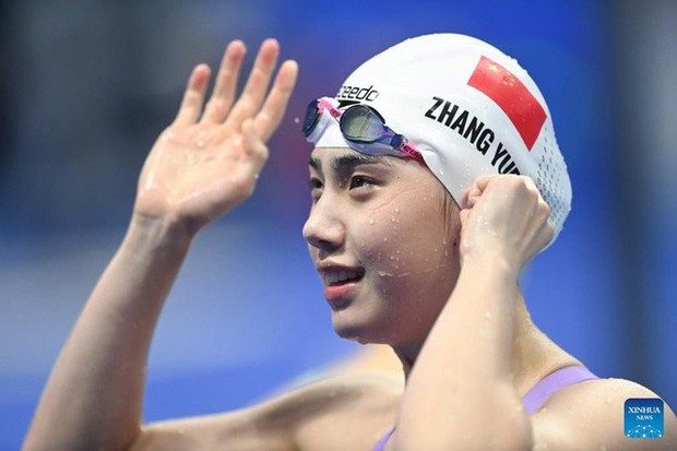 Nữ kình ngư xuất sắc đi vào lịch sử với 6 kỷ lục tại Asiad 19