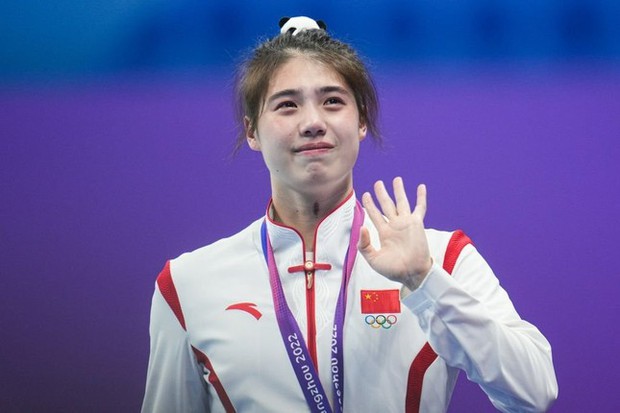 Nữ kình ngư xuất sắc đi vào lịch sử với 6 kỷ lục tại Asiad 19