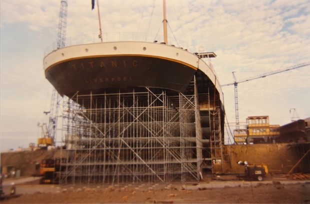 Những hình ảnh chưa từng được tiết lộ từ Titanic: Hậu trường gây sốc!