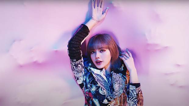 Lisa (BLACKPINK) là nghệ sĩ solo Kpop đầu tiên đạt 8 kỷ lục Guinness - Ảnh 2.