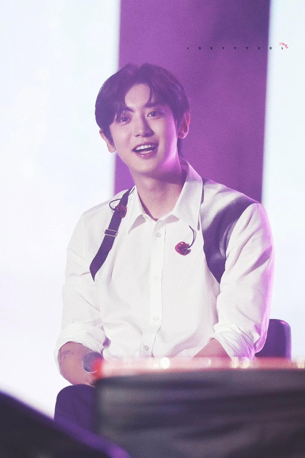 Chanyeol (EXO) khiến fan Việt ngất ngây với vẻ đẹp long lanh, hòa ca mộng mơ!