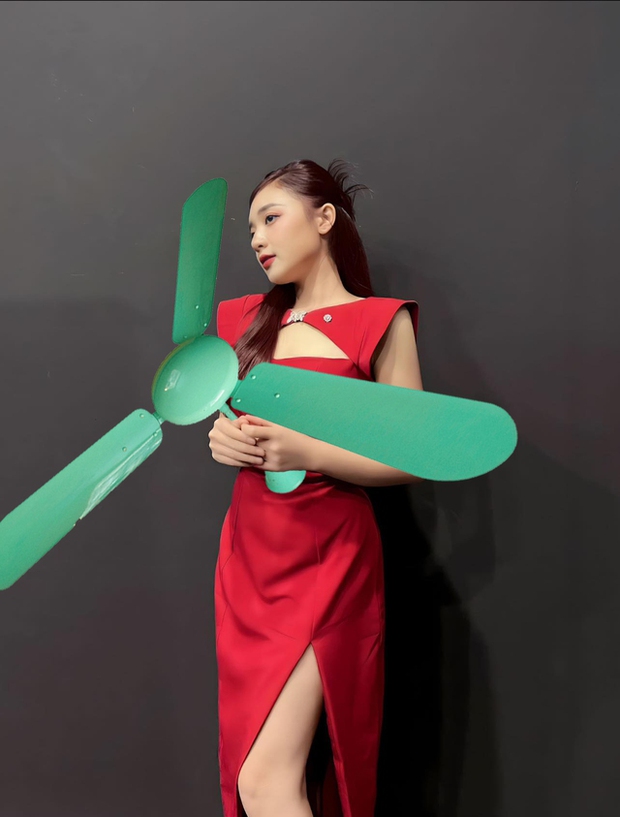 Gái xinh Liên Quân gặp kiếp nạn không ngờ, cộng đồng photoshop tung chiêu troll cực đỉnh