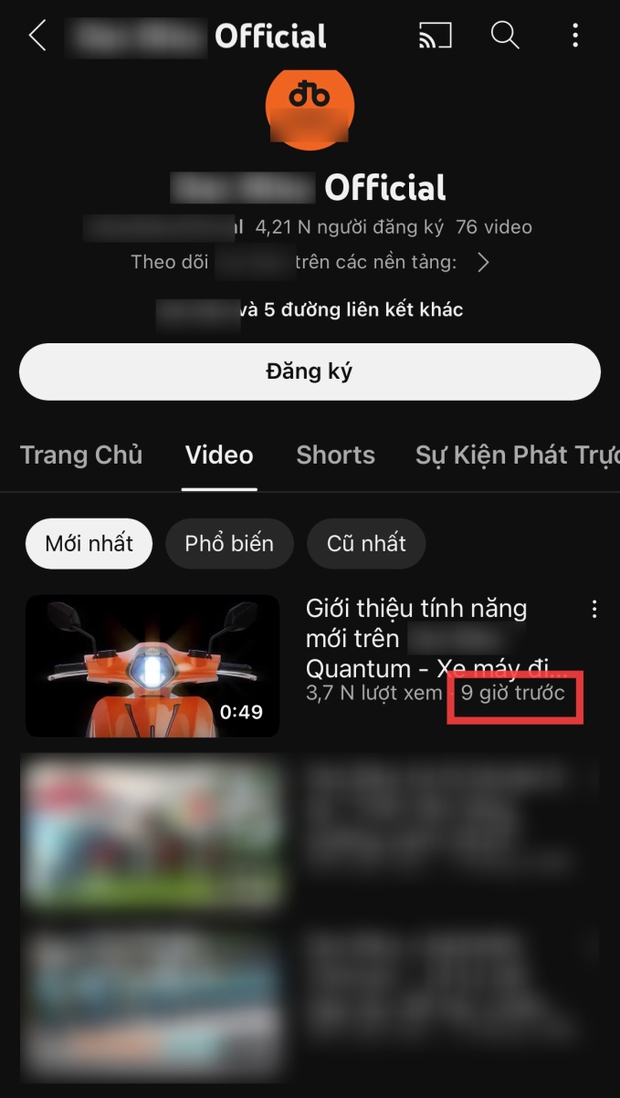 Nhãn hàng đã xoá clip sau khi công an vào cuộc xác minh vụ Quốc Cơ - Quốc Nghiệp chồng đầu đi xe máy - Ảnh 3.