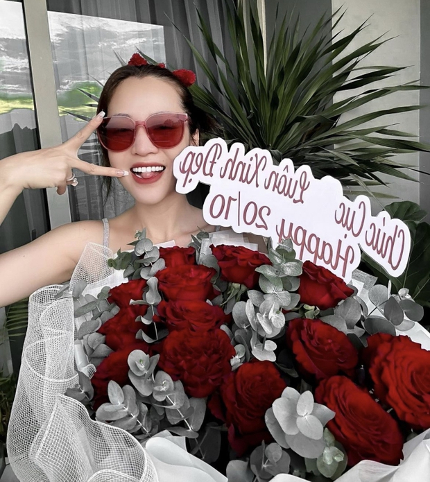 Puka khoe quà 20/10 của Gin Tuấn Kiệt, quyết giấu kín 1 chi tiết gây tò mò trước ngày cưới - Ảnh 2. Puka khoe quà 20/10 của Gin Tuấn Kiệt, quyết giấu kín 1 chi tiết gây tò mò trước ngày cưới - Ảnh 2.