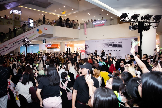 BamBam (GOT7) chào mừng ngày Phụ nữ Việt Nam bằng tin nhắn bất ngờ, mẹ ruột quyết đến ủng hộ trễ vì… kẹt xe