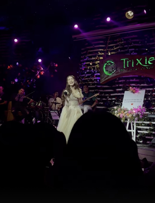 Màn trình diễn nóng bỏng, Đoàn Văn Hậu đồng hành cùng Doãn Hải My tại mini-show Hoà Minzy