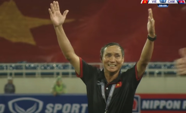 Cuộc gọi của HLV Mai Đức Chung đã đem về người hùng tấm vé chân sút vàng cho HLV Park Hang-seo