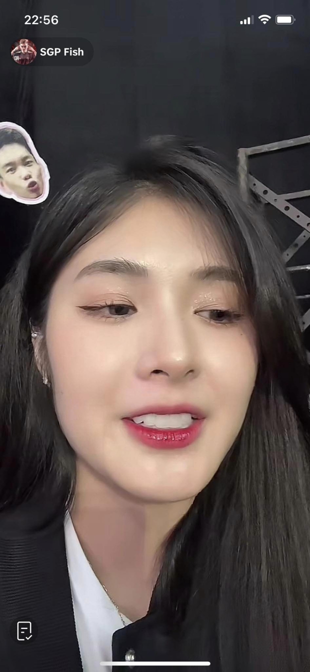 Quỳnh Alee khoe tình bạn trai game thủ qua nhiều khoảnh khắc thân mật, đốn tim fan hâm mộ!