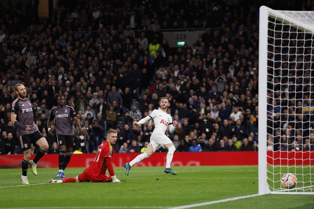 Huyền thoại Son Heung Min làm nóng sân White Hart Lane, Tottenham tụt sạch ánh hào quang tại Ngoại hạng Anh