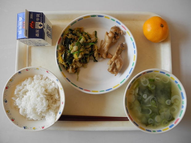 Ai cũng mê bữa ăn trưa của học sinh Nhật, đủ chất mà rẻ, có cả chuyên gia cân đo dinh dưỡng - Ảnh 5.