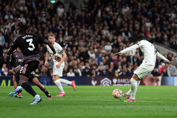Huyền thoại Son Heung Min làm nóng sân White Hart Lane, Tottenham tụt sạch ánh hào quang tại Ngoại hạng Anh