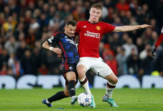 Onana xuất thần, Man Utd khởi đầu hoành tráng tại Champions League