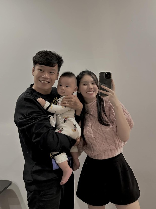 Hậu vệ tuyển Việt Nam: Mất ngả con nhận lại hạnh phúc khi gặp lại bố