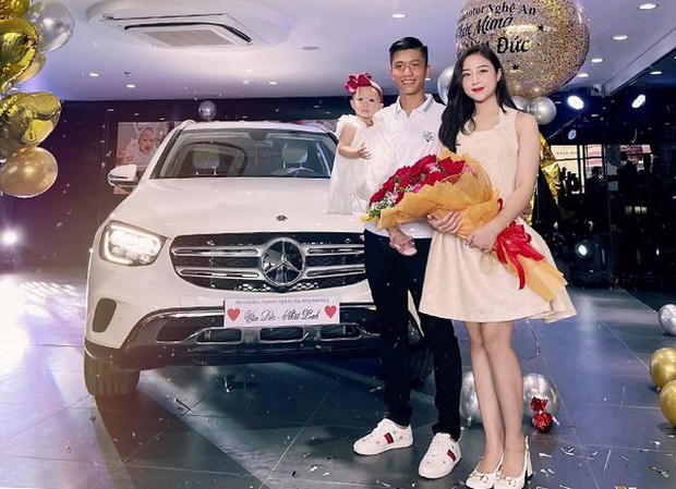 Top chiếc xe sang được các cầu thủ tuyển Việt Nam ưa chuộng: Porsche và Mercedes là số một