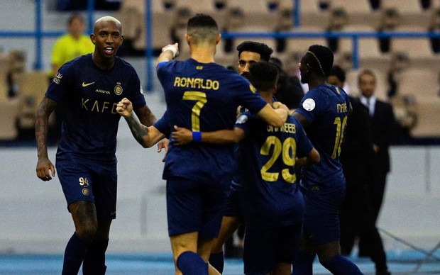 Ronaldo góp công, Al Nassr leo lên đầu bảng xếp hạng giải VĐQG Saudi Arabia