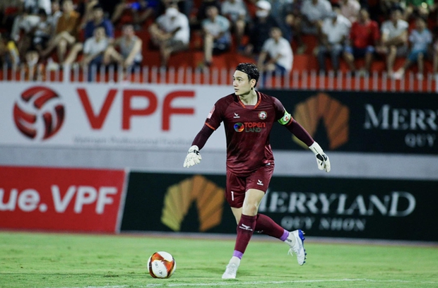 Cầu thủ và sự thành đạt: Thu nhập và tài sản của cầu thủ bóng đá Việt Nam