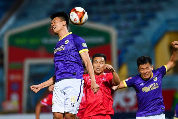 Hải Phòng vượt qua Hà Nội trong trận đấu kỷ lục, đánh bại sự cố