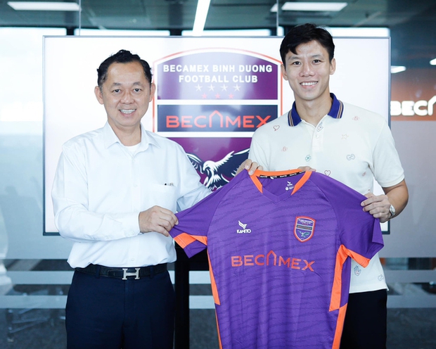 Cầu thủ và sự thành đạt: Thu nhập và tài sản của cầu thủ bóng đá Việt Nam