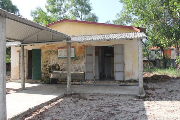 Trường kêu gọi sửa nhà vệ sinh hơn 130 triệu đồng, nhiều phụ huynh phản đối - Ảnh 4.
