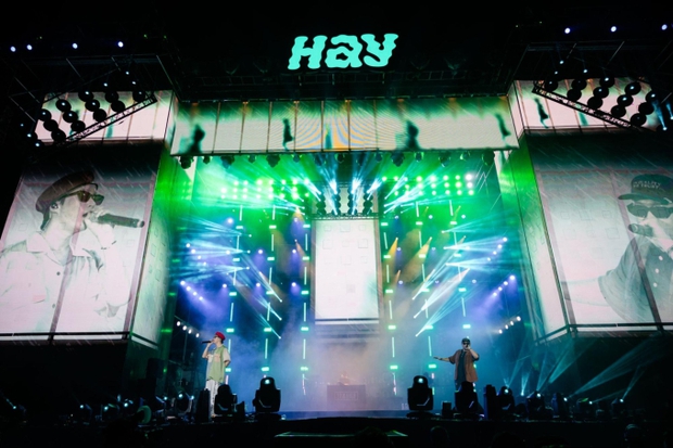 Thành viên Epik High mất 30 tiếng để tới Việt Nam, đáp máy bay là ra thẳng sân khấu và đốt cháy HAY FEST cùng 10 nghìn khán giả! - Ảnh 5.