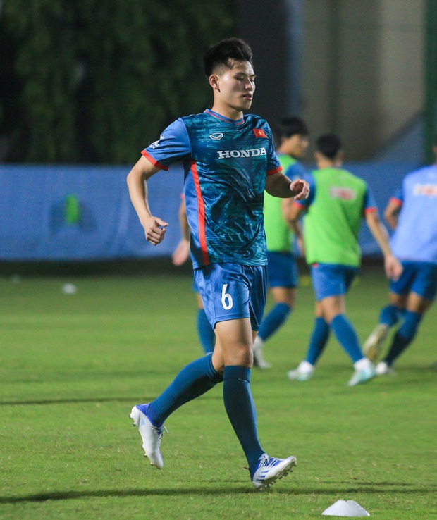 Hậu vệ Thanh Bình tiết lộ bất ngờ về cuộc đối đầu đầy kịch tính với ngôi sao Son Heung-min