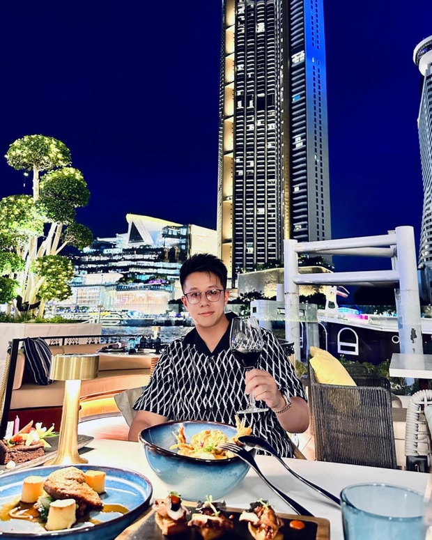 Matt Liu xuất hiện tại thảm đỏ phim Giao Lộ 8675, chuẩn phong cách người đàn ông nhiều tiền! - Ảnh 5. Matt Liu xuất hiện tại thảm đỏ phim Giao Lộ 8675, chuẩn phong cách người đàn ông nhiều tiền! - Ảnh 5.