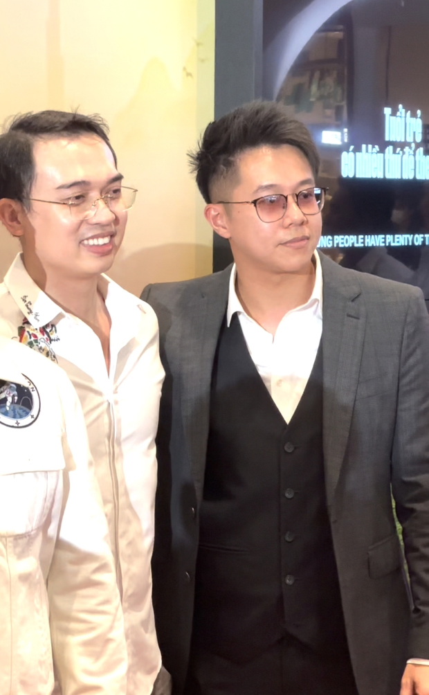 Matt Liu xuất hiện tại thảm đỏ phim Giao Lộ 8675, chuẩn phong cách người đàn ông nhiều tiền! - Ảnh 3. Matt Liu xuất hiện tại thảm đỏ phim Giao Lộ 8675, chuẩn phong cách người đàn ông nhiều tiền! - Ảnh 3.