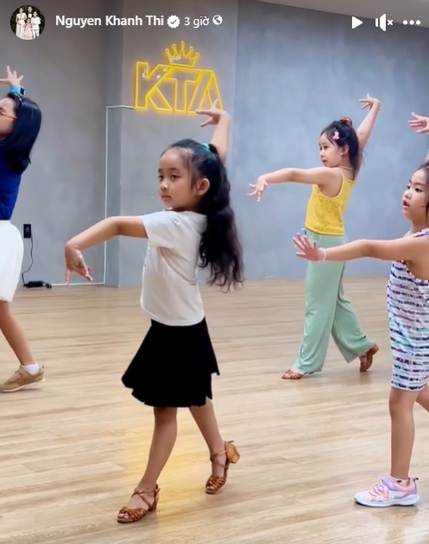 Con gái Khánh Thi - Phan Hiển: Bí quyết kết hợp học nhảy và nụ cười tỏa sáng