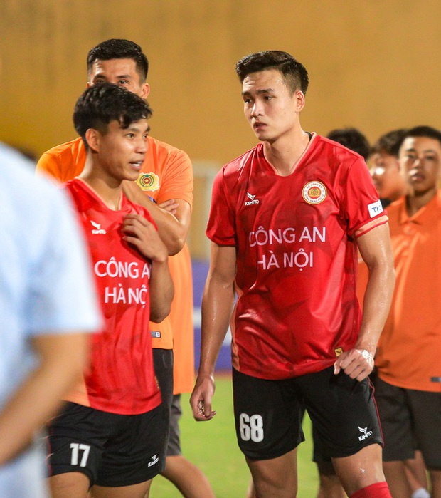 Quang Hải, Bùi Hoàng Việt Anh hối tiếc không thể nắm giữ Siêu Cup quốc gia 2023