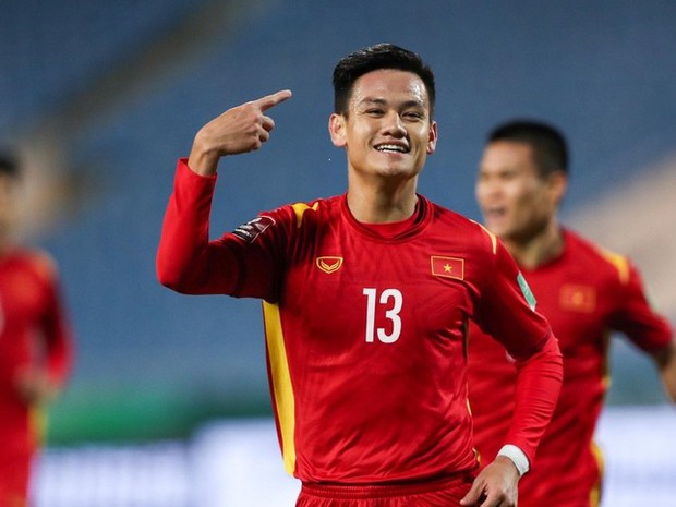 HLV Troussier công bố danh sách tuyển Việt Nam đối đầu Trung Quốc: Đội hình sắc bén với 6 cái tên bị loại