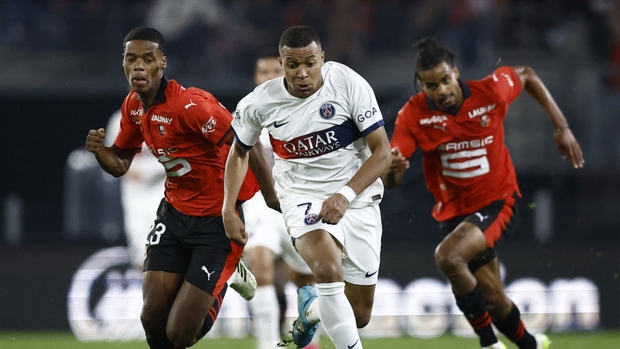 Barca nhấp nhổm thoát hiểm, PSG và Bayern thể hiện đẳng cấp