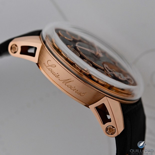 Không gắn kim cương hay đá quý, chiếc đồng hồ này vẫn có giá gần 6 tỷ đồng, ghi danh Guinness vì kỷ lục ngoài hành tinh độc nhất vô nhị - Ảnh 3.