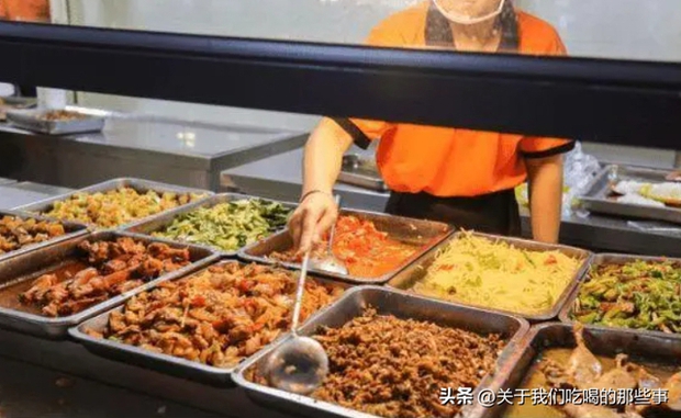 Đồ ăn trong canteen ĐH Thanh Hoa như thế nào? Nhìn hình ảnh, netizen tiếc nuối: Ước gì trước đây chăm học hơn - Ảnh 7.