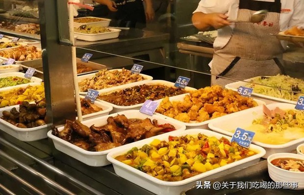 Đồ ăn trong canteen ĐH Thanh Hoa như thế nào? Nhìn hình ảnh, netizen tiếc nuối: Ước gì trước đây chăm học hơn - Ảnh 6.