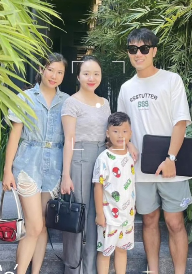 Vợ chồng Nhuệ Giang, Xuân Trường bất ngờ khoe hình đôi, nhan sắc cô dâu gây chú ý