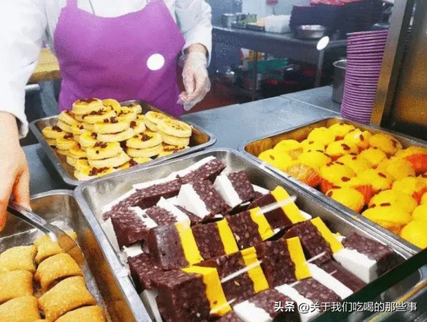 Đồ ăn trong canteen ĐH Thanh Hoa như thế nào? Nhìn hình ảnh, netizen tiếc nuối: Ước gì trước đây chăm học hơn - Ảnh 4.
