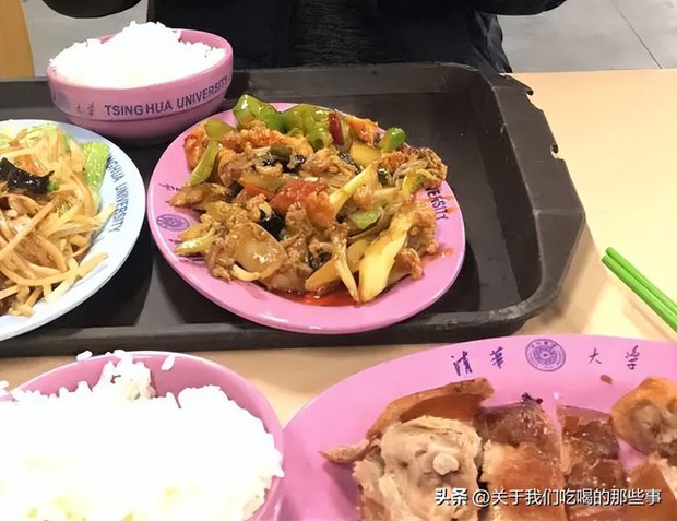 Đồ ăn trong canteen ĐH Thanh Hoa như thế nào? Nhìn hình ảnh, netizen tiếc nuối: Ước gì trước đây chăm học hơn - Ảnh 2.