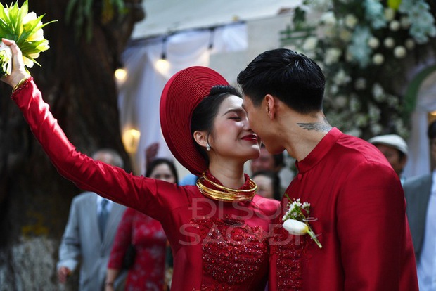 Đoàn Văn Hậu và Doãn Hải My: Hành trình tình yêu đẹp đẽ từ Thái Bình đến xa xôi