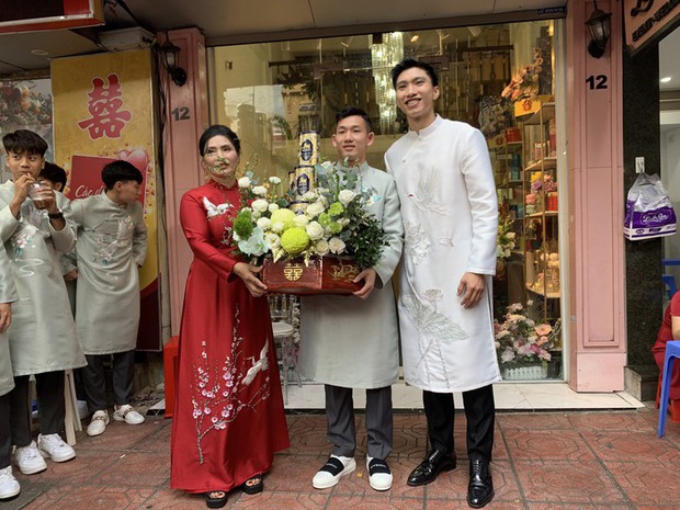 Dàn hotboy thời trang khác lạ cùng chú rể Đoàn Văn Hậu trước buổi đám hỏi