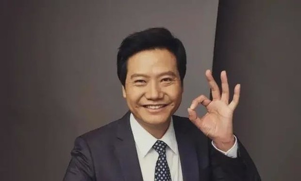 CEO hài hước nhất Trung Quốc: Vô tình đi thi đỗ thủ khoa, gây dựng đế chế tầm cỡ thế giới từ số 0 - Ảnh 1.