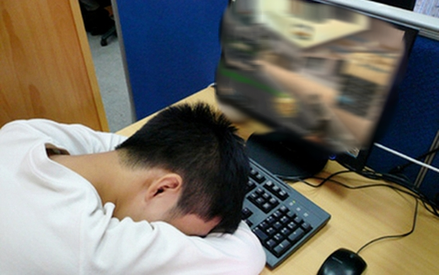 Bị Garena khóa tài khoản vì nghi dàn xếp: Phản ứng gây không tin của nữ game thủ