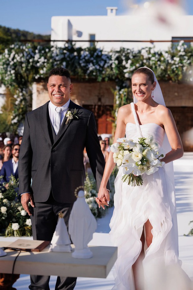 Cầu thủ ghi bàn xuất sắc nhưng đối mặt với căn bệnh hiếm khi giải nghệ