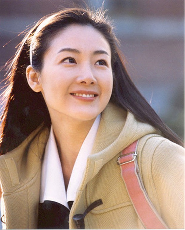 Choi ji woo hóa nữ sinh ở tuổi u50