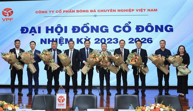 Tổng hợp các CLB VLeague được hưởng 'tiền tươi' từ quyền truyền hình lần đầu tiên
