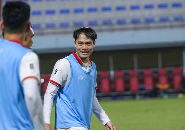 Văn Toàn bình phục chấn thương, sẵn sàng đối đầu đội tuyển Iraq