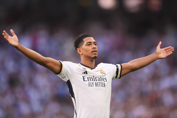 Bellingham nhận giải thưởng cùng Messi và Mbappe