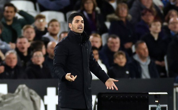 HLV Arteta chỉ trích Arsenal sau thất bại đáng tiếc