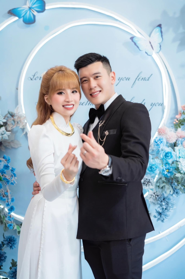 Thủ môn Việt Nam hàng đầu gặp niềm vui khi chào đón con đầu lòng